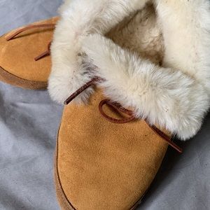 Hammacher Schlemmer Sheepskin Slippers